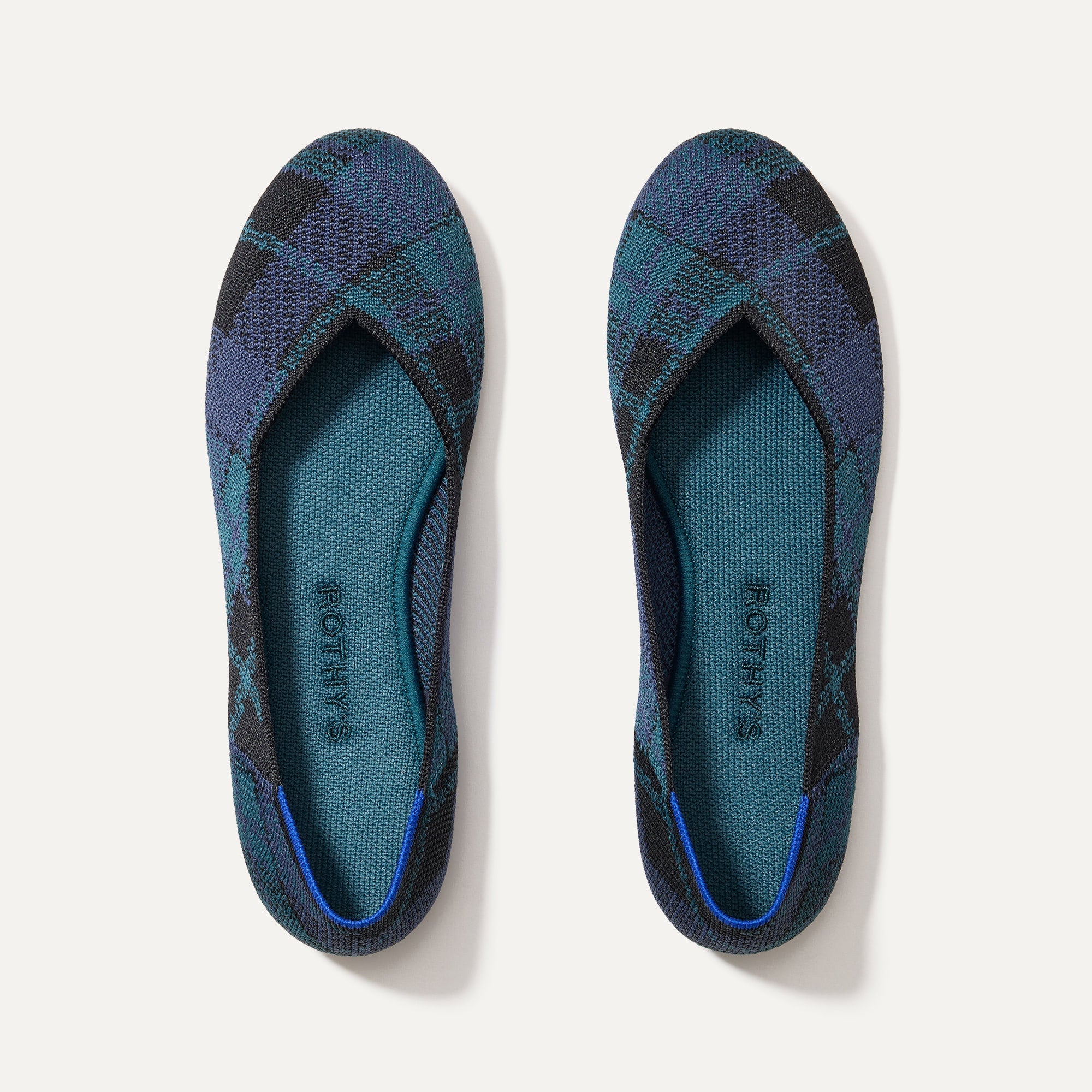 The Flat in Preppy Plaid shown from the top. 
