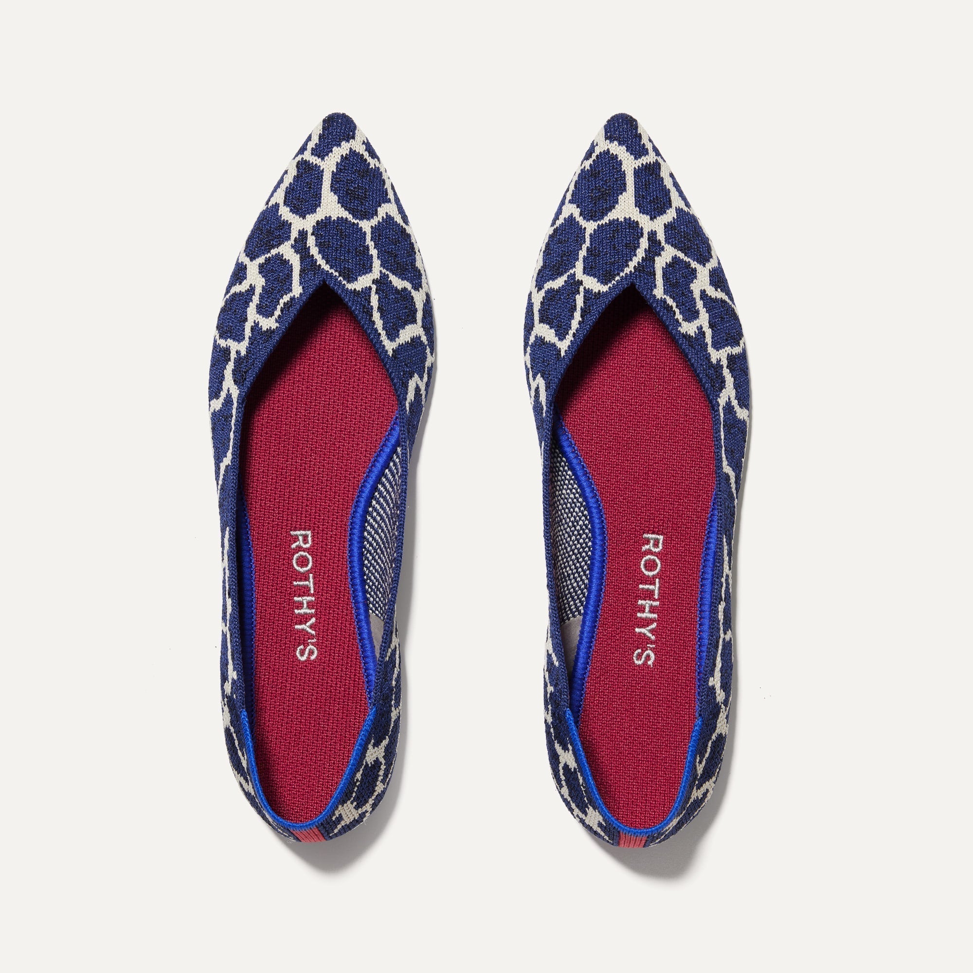 The Point in Indigo Giraffe shown from the top. 