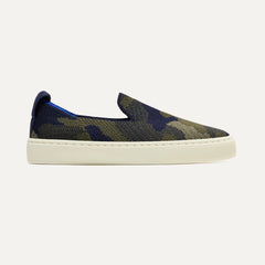 side | The Kids Sneaker in Spruce Camo shown from the side.