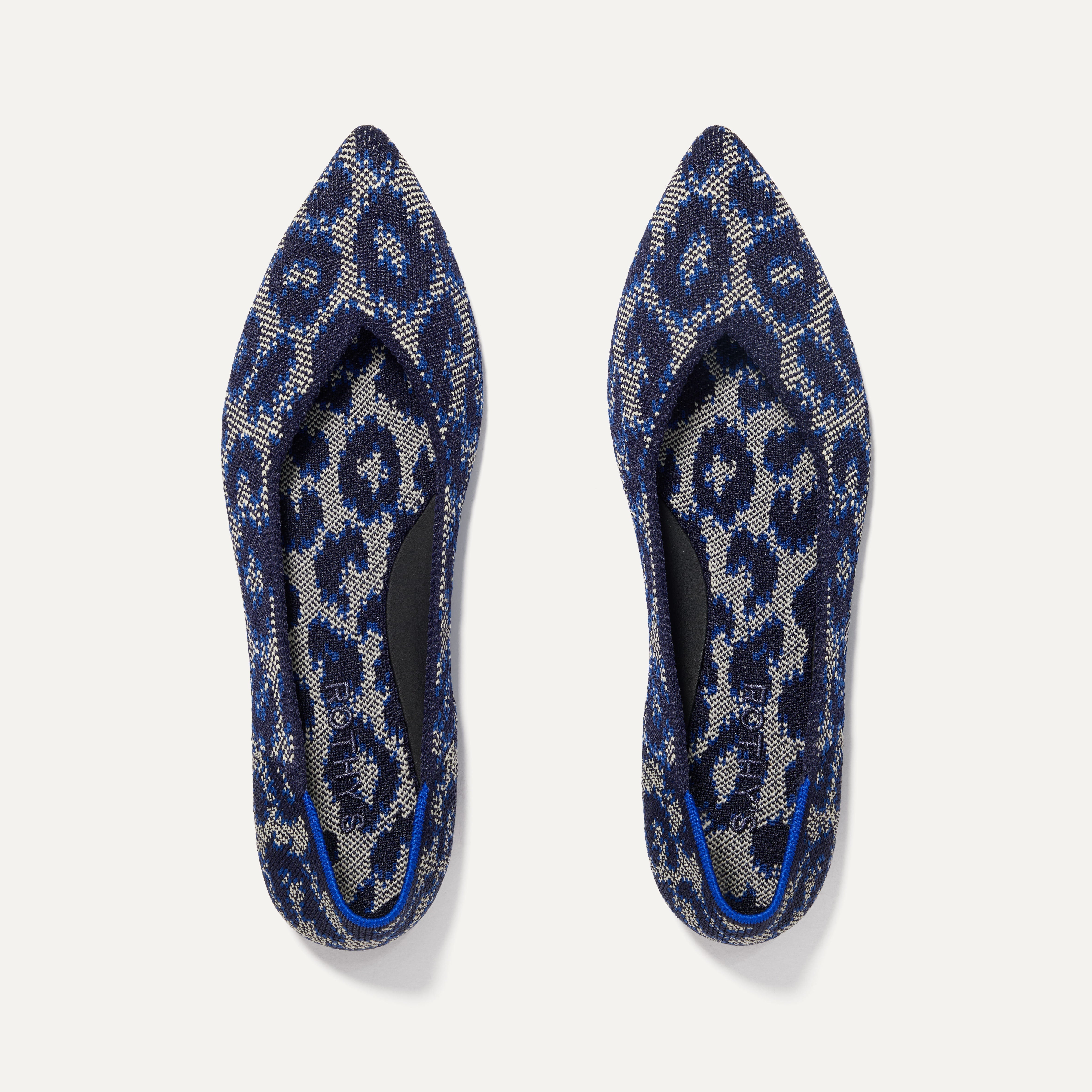 The Point II in Indigo Cat shown from the top.