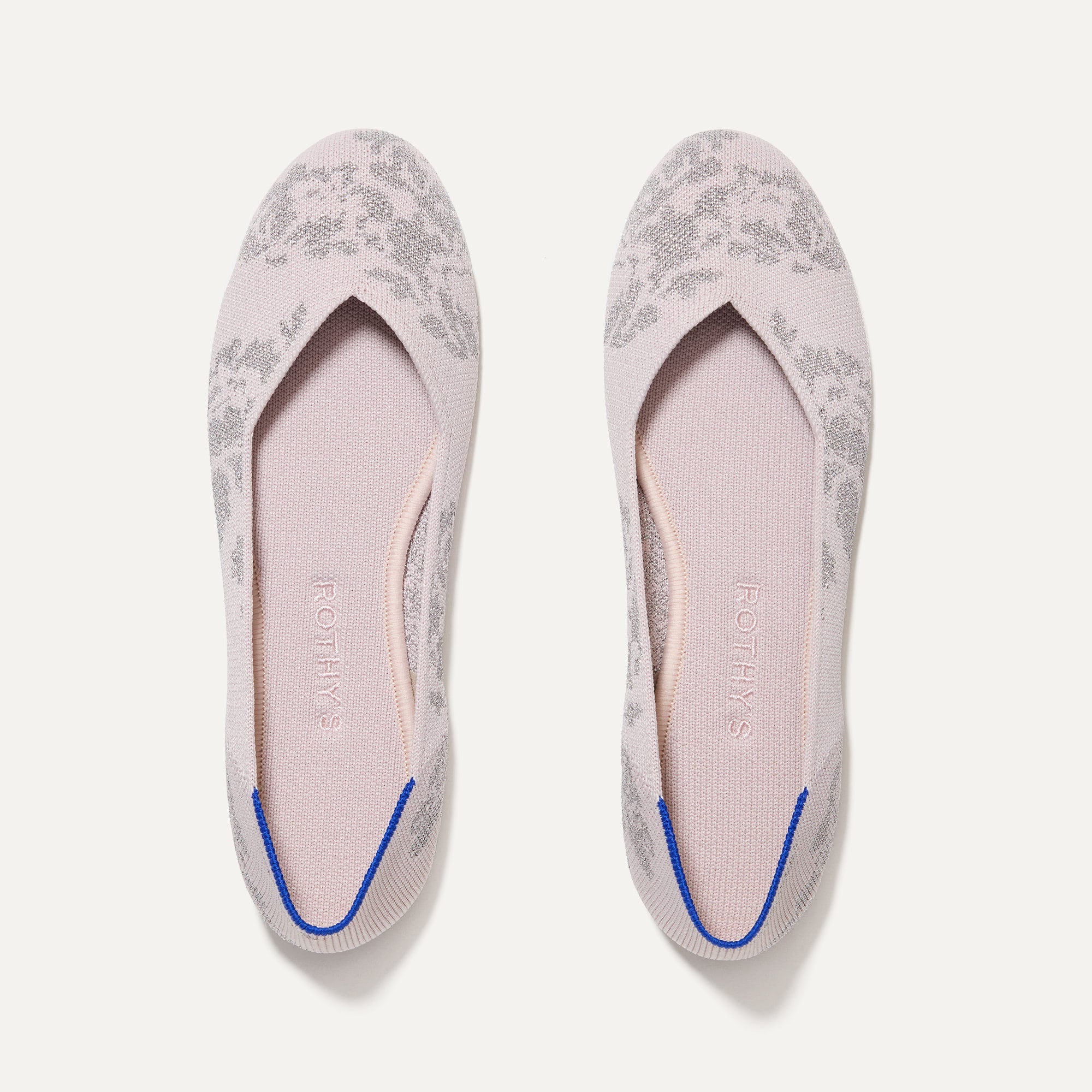The Flat in Burnished Blush shown from the top. 