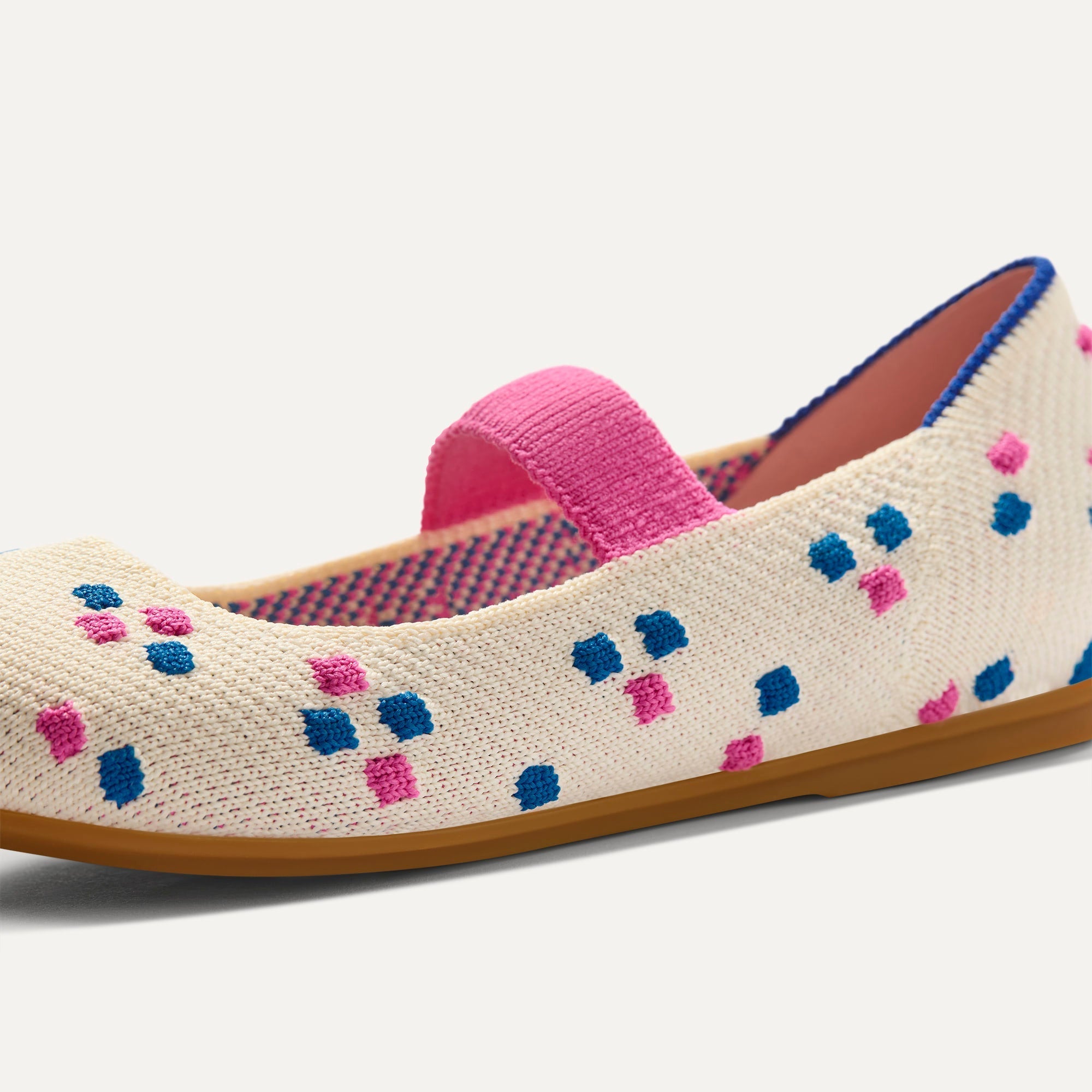 Close up of the toe and vamp of The Kids Mary Jane in Bubblegum Pop.