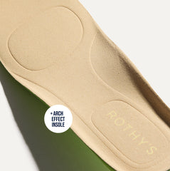 Close up of the Arch Effect Insole on The Daily Driver in Deepwater. 