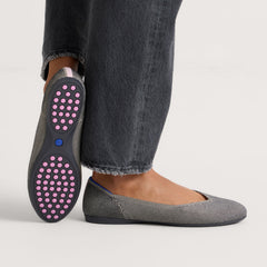 hover | Model wearing The Daily Flat in Salt Air. 
