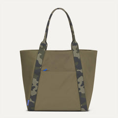 PLP |The Travel Tote in Forest shown from the front.