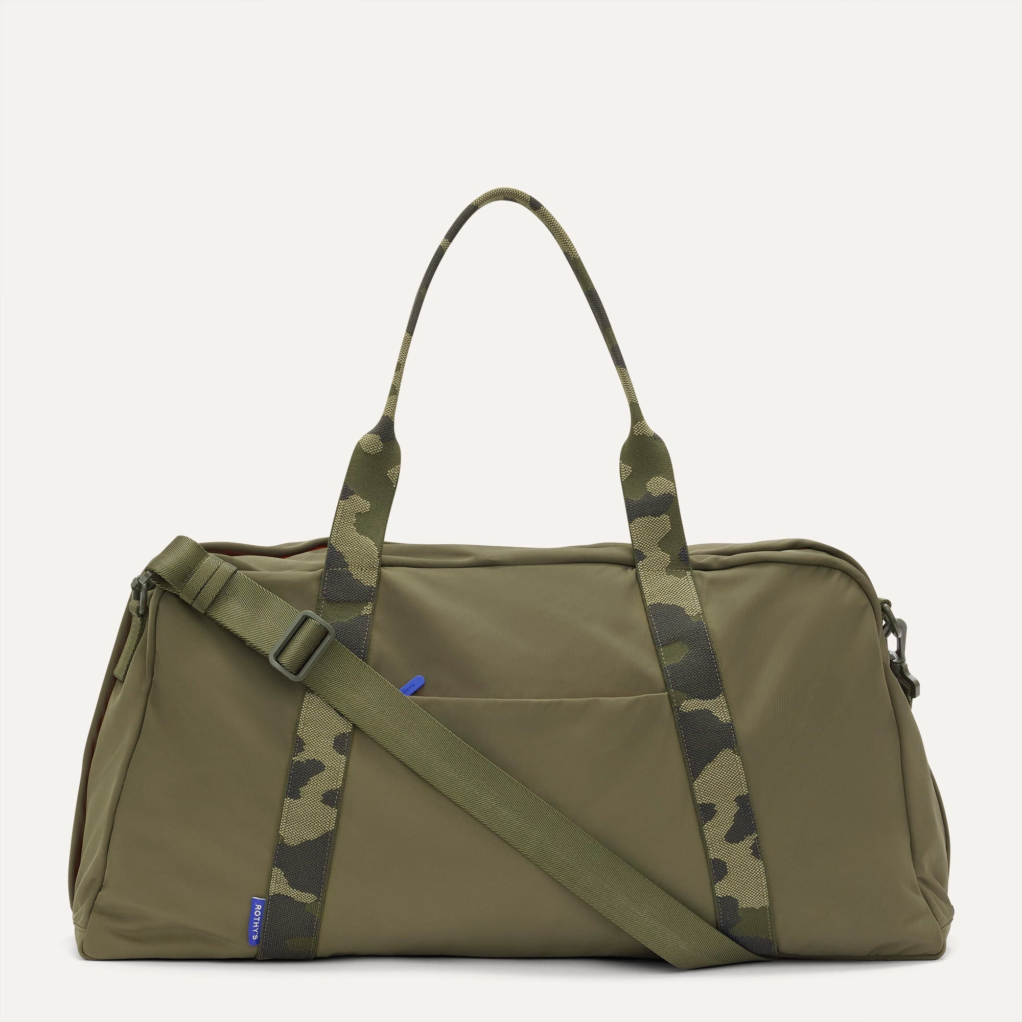 PLP |The Travel Duffle in Forest shown from the front. 