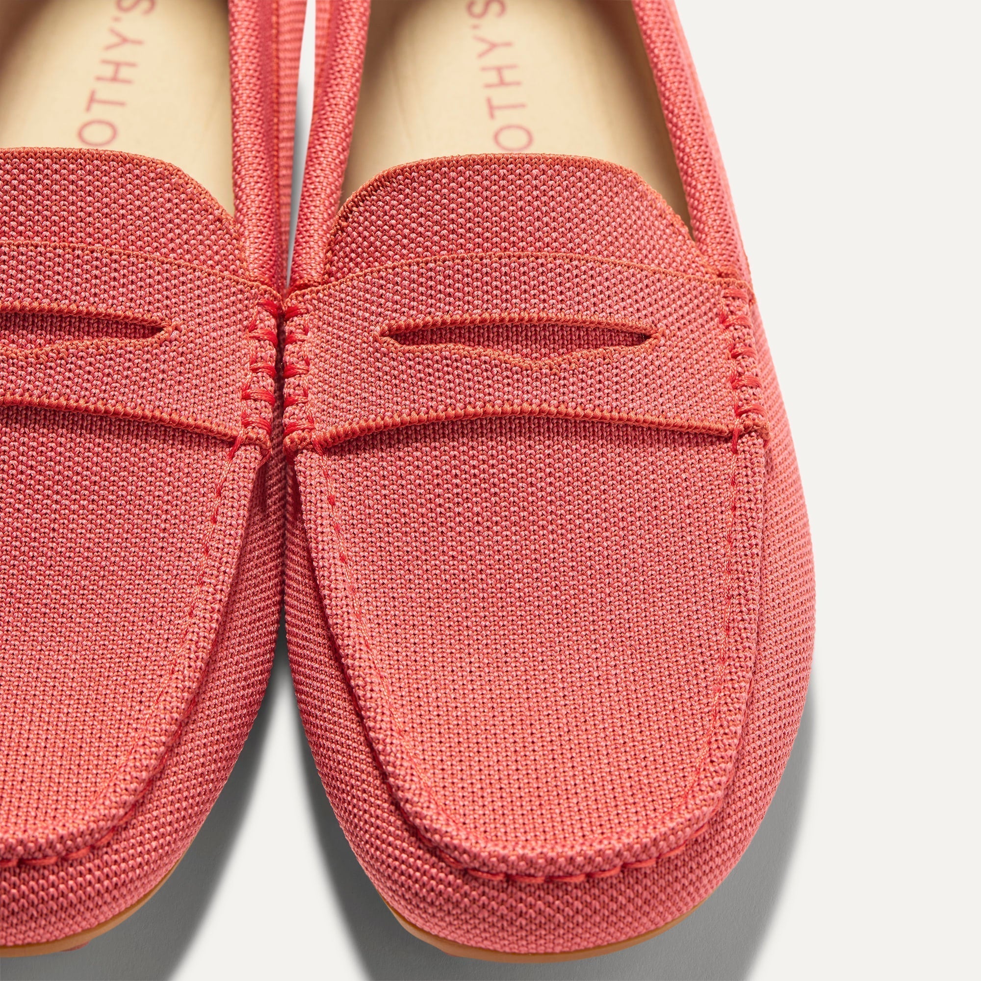 Close up of the toe and vamp of The Men's Daily Driver in Cayenne. 