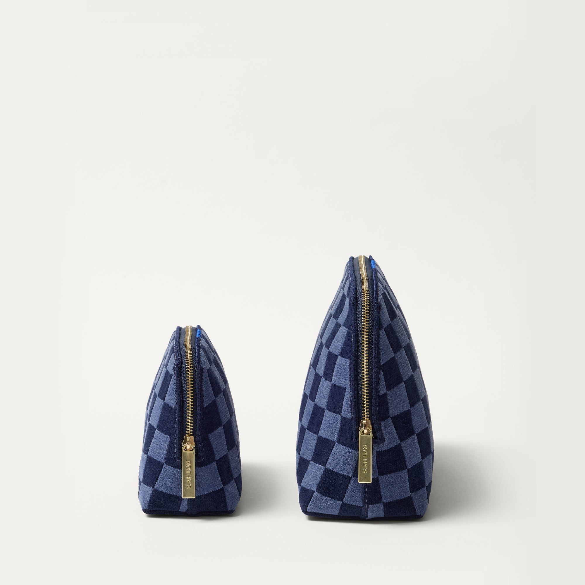 hover | The Vanity Set in ReVelvet™ Blue Ink shown from the side.